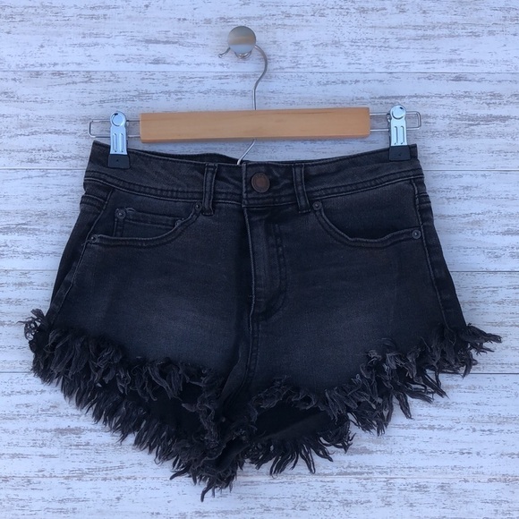 Boom Boom Jean Fringe shorts | SIZE 5 - Picture 3 of 5